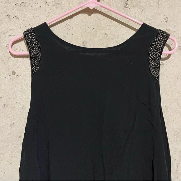 Miss Me Black High Low Tie Up Open Back Beaded Tank Top Blouse Sz M - NWT - Picture 2 of 10